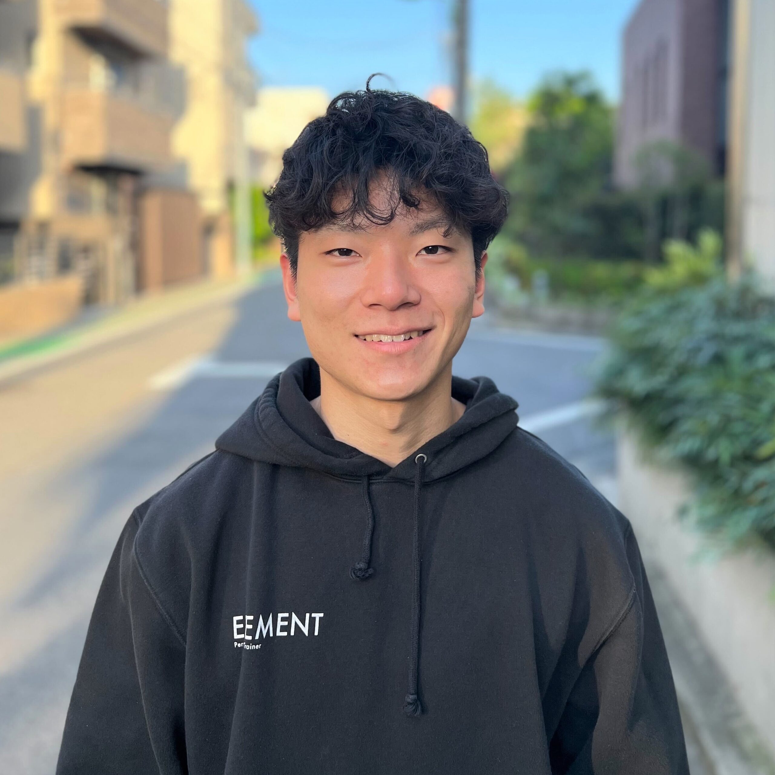 小高青衣トレーナー